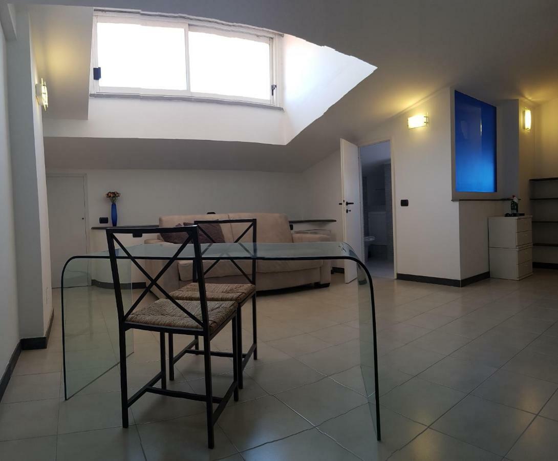 Mansarda Stefania Apartamento Ameglia Exterior foto