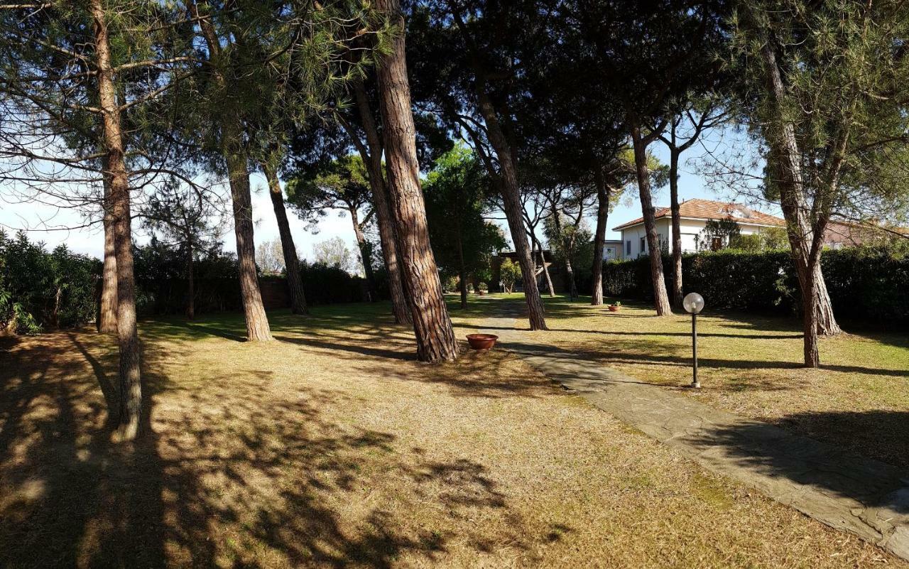 Mansarda Stefania Apartamento Ameglia Exterior foto